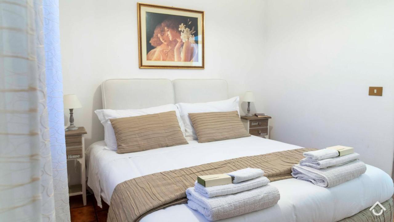 Villa Al Mare - Cala Gonone Доргали Екстериор снимка
